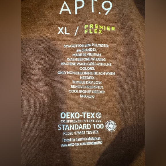 Men's Apt. 9 Premier Flex Short Sleeve V-Neck Tee - Picture 4 of 4